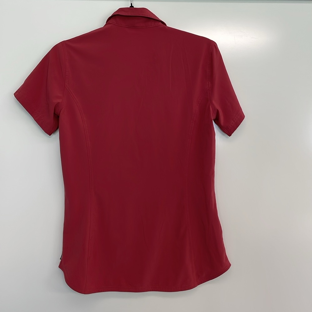 Eddie Bauer, small, maroon button down shirt, like new, no flaws - Picture 4 of 8